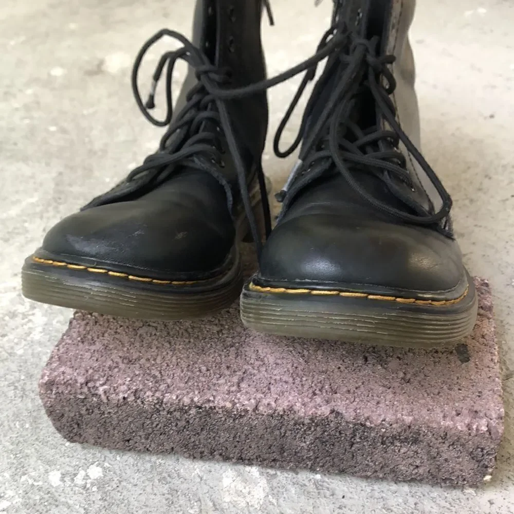 Dr  Martens  combat boots